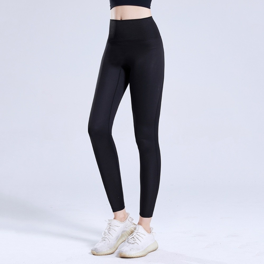 Pilates In Yoga Pants - Wyszczuplające legginsy do jogi z efektem