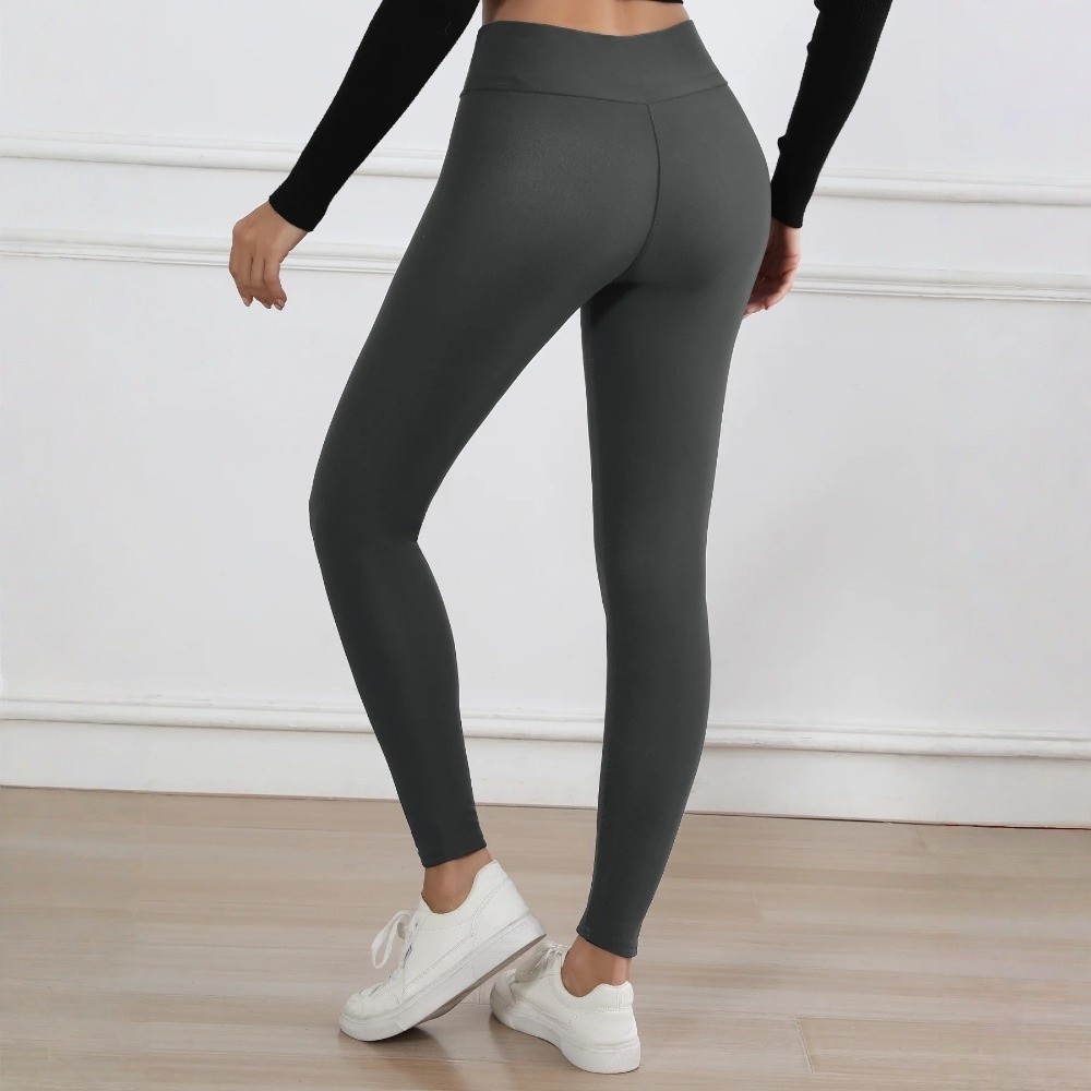 Modne legginsy z wysokim stane – Pilates In Yoga Pants recenzja i cena